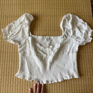 NWOT Aritzia Sunday Best Sinatra Blouse White Puff Sleeve